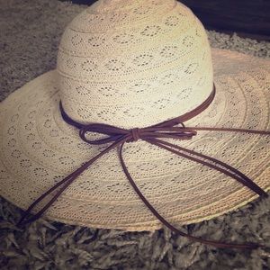 Paper Straw Beach Hat with Tie